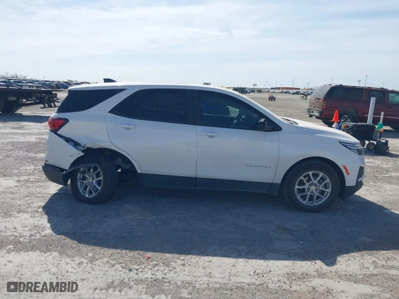2024 Chevrolet Equinox LS with VIN 3GNAXHEG9RL298768, listed as a IAAI auction lot 41829973 with 10,897 mi miles. Bid and sale history available at carsss.com. Image 13.