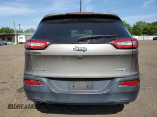 2017 Jeep Cherokee Latitude z VIN 1C4PJMCB3HW602710, wystawiony jako Copart lot #59660665 z przebiegiem 119 158 mil mil oraz Szkoda całkowita • Salvage title. Historia ofert i sprzedaży dostępna na DreamBid. Obrazek 6.