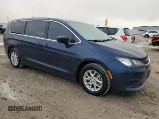 2018 Chrysler Pacifica Touring with VIN 2C4RC1DG4JR252255, listed as a Copart auction lot 51083805 with 119,563 mi miles and Clean title. Bid and sale history available at DreamBid. Image 4.