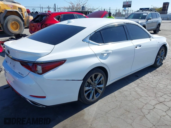 2019 Lexus ES 350 with VIN 58ABZ1B1XKU043349, listed as a IAAI auction lot 42272317 with 90,182 mi miles and . Bid and sale history available at DreamBid. Image 4.