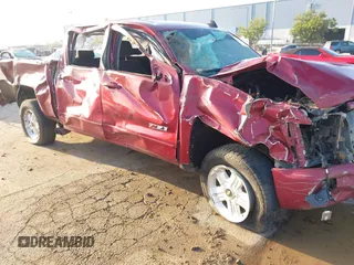 2018 Chevrolet Silverado 1500 LT with VIN 3GCUKREC4JG386597, listed as a IAAI auction lot 41355322 with Not Provided miles. Bid and sale history available at carsss.com. Image 6.