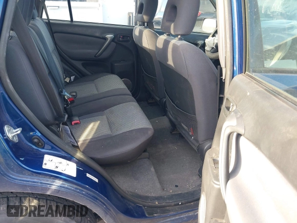 2005 Toyota RAV4 with VIN JTEHD20V250039478, listed as a IAAI auction lot 41357896 with 186,008 mi miles. Bid and sale history available at carsss.com. Image 8.