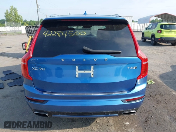 2019 Volvo XC90 R-Design z VIN YV4A22PM5K1429793, wystawiony jako IAAI lot #42284500 z przebiegiem 62 028 mil mil oraz . Historia ofert i sprzedaży dostępna na DreamBid. Obrazek 16.