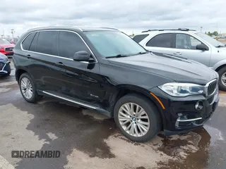 2016 BMW X5 sDrive35i z VIN 5UXKR2C58G0H42434, wystawiony jako IAAI lot #42061870 z przebiegiem 95 324 mil mil oraz . Historia ofert i sprzedaży dostępna na DreamBid. Obrazek 1.