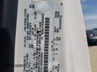 2005 Ford Econoline Passenger XL z VIN 1FBSS31L85HB18484, wystawiony jako Copart lot #54006495 z przebiegiem 109 177 mil mil oraz Szkoda całkowita • Salvage title. Historia ofert i sprzedaży dostępna na DreamBid. Obrazek 13.