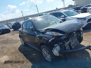 2011 Nissan Juke SL with VIN JN8AF5MV8BT022064, listed as a IAAI auction lot 40237971 with 1 mi miles. Bid and sale history available at carsss.com. Image 1.