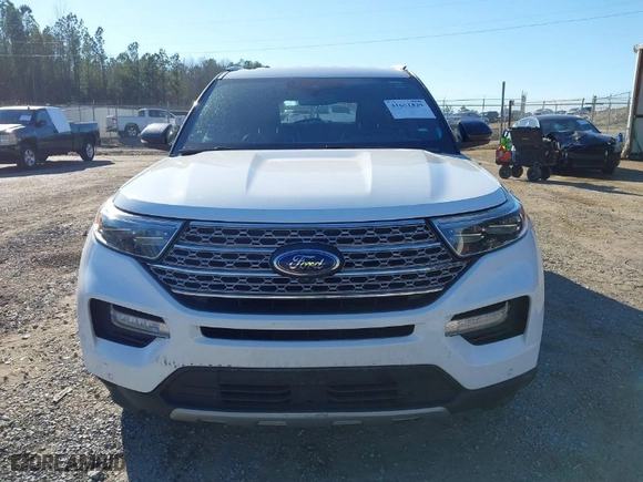 2020 Ford Explorer Limited with VIN 1FMSK7FH8LGB65648, listed as a IAAI auction lot 41651829 with 127,235 mi miles. Bid and sale history available at carsss.com. Image 12.