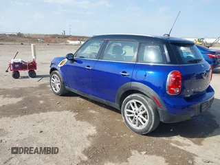 2015 MINI Countryman with VIN WMWZB3C56FWR43443, listed as a IAAI auction lot 41920848 with 91,192 mi miles and . Bid and sale history available at DreamBid. Image 3.