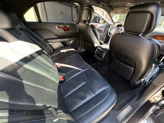 2017 Lincoln Continental Livery with VIN 1LN6L9UK9H5617828, listed as a Copart auction lot 81454764 with 236,983 mi miles and Clean Title. Bid and sale history available at carsss.com. Image 6.
