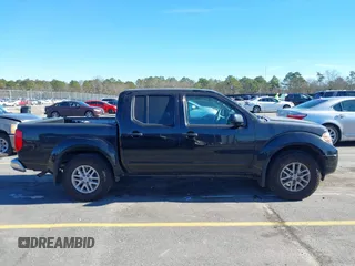 2021 Nissan Frontier SV z VIN 1N6ED0EA6MN701370, wystawiony jako IAAI lot #41326550 z przebiegiem 63 107 mil mil oraz . Historia ofert i sprzedaży dostępna na DreamBid. Obrazek 13.