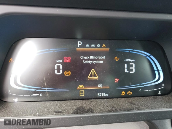 2024 Hyundai Elantra SE с VIN KMHLL4DG9RU741543, выставлен на аукционе Copart как лот 62686485 с пробегом 5 715 миль миль и Чистый • Clean title. История ставок и продаж доступна на DreamBid. Изображение 9.