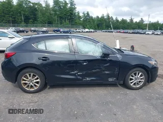 2014 Mazda 3 i Touring z VIN JM1BM1L76E1155763, wystawiony jako IAAI lot #42684723 z przebiegiem 84 837 mil mil oraz . Historia ofert i sprzedaży dostępna na DreamBid. Obrazek 13.