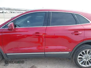 2018 Lincoln MKC Reserve with VIN 5LMCJ3C90JUL14515, listed as a IAAI auction lot 41361314 with 33,556 mi miles and . Bid and sale history available at DreamBid. Image 14.