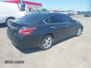 2014 Nissan Altima 2.5 S with VIN 1N4AL3AP4EC429257, listed as a IAAI auction lot 41976407 with 109,014 mi miles. Bid and sale history available at carsss.com. Image 4.
