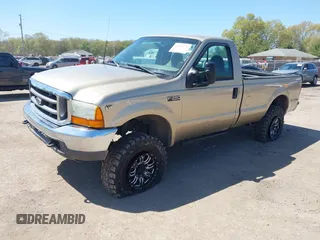 2001 Ford F-250 XL z VIN 1FTNF21L91EC17897, wystawiony jako IAAI lot #42216133 z przebiegiem 220 682 mil mil oraz . Historia ofert i sprzedaży dostępna na DreamBid. Obrazek 17.