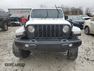 2022 Jeep Gladiator Sport S with VIN 1C6HJTAG5NL168498, listed as a Copart auction lot 81264854 with 26,642 mi miles and Salvage title. Bid and sale history available at DreamBid. Image 5.