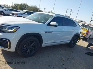2021 Volkswagen Atlas SE with VIN 1V2PE2CA4MC203850, listed as a IAAI auction lot 41634034 with 56,336 mi miles and . Bid and sale history available at DreamBid. Image 15.