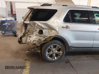 2013 Ford Explorer Limited z VIN 1FM5K8F81DGC06481, wystawiony jako IAAI lot #41450796 z przebiegiem 173 488 mil mil oraz . Historia ofert i sprzedaży dostępna na DreamBid. Obrazek 6.