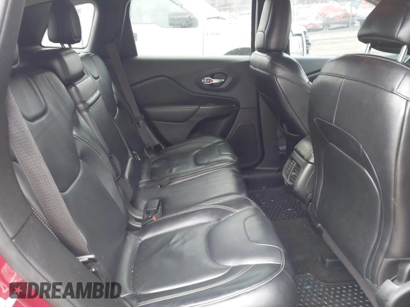 2015 Jeep Cherokee Latitude with VIN 1C4PJMCS6FW594812, listed as a IAAI auction lot 41709068 with 125,232 mi miles. Bid and sale history available at carsss.com. Image 8.