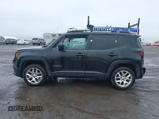 2017 Jeep Renegade Latitude z VIN ZACCJBBB8HPF51772, wystawiony jako IAAI lot #42181722 z przebiegiem 63 950 mil mil oraz . Historia ofert i sprzedaży dostępna na DreamBid. Obrazek 14.