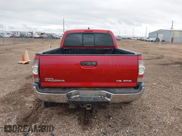 2015 Toyota Tacoma with VIN 3TMMU4FN1FM075649, listed as a IAAI auction lot 40813472 with 179,226 mi miles and . Bid and sale history available at DreamBid. Image 16.