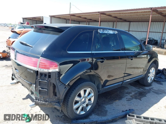 2008 Lincoln MKX z VIN 2LMDU68C08BJ33214, wystawiony jako IAAI lot #41864680 z przebiegiem 118 779 mil mil oraz . Historia ofert i sprzedaży dostępna na DreamBid. Obrazek 4.