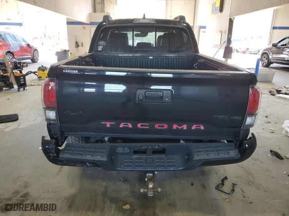 2018 Toyota Tacoma SR with VIN 5TFCZ5AN9JX131107, listed as a Copart auction lot 46993835 with 135,139 mi miles and Salvage Title. Bid and sale history available at carsss.com. Image 6.