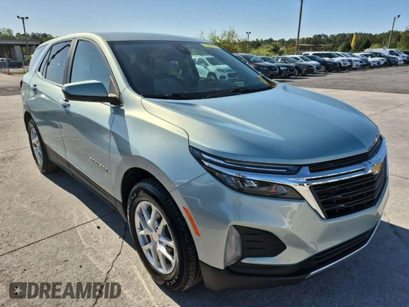 2022 Chevrolet Equinox LT with VIN 2GNAXTEV2N6118093, listed as a IAAI auction lot 42040345 with 162,696 mi miles. Bid and sale history available at carsss.com. Image 1.