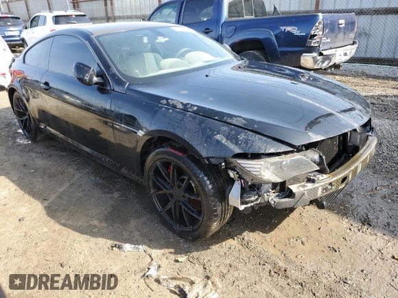 2006 BMW M6 z VIN WBSEH93496B797016, wystawiony jako Copart lot #45987075 z przebiegiem 51 374 mil mil oraz Czysty tytuł • Clean title. Historia ofert i sprzedaży dostępna na DreamBid. Obrazek 4.