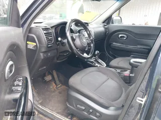2015 Kia Soul ! with VIN KNDJX3A57F7188494, listed as a IAAI auction lot 41586072 with 188,821 mi miles. Bid and sale history available at carsss.com. Image 5.