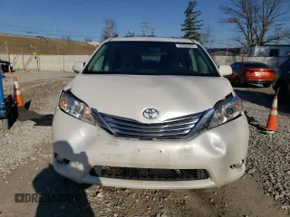 2011 Toyota Sienna XLE with VIN 5TDDK3DC5BS028703, listed as a Copart auction lot 49466845 with 108,800 mi miles and Salvage Title. Bid and sale history available at carsss.com. Image 5.