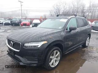 2021 Volvo XC90 Momentum z VIN YV4A22PK5M1711997, wystawiony jako IAAI lot #41548069 z przebiegiem 62 672 mil mil oraz . Historia ofert i sprzedaży dostępna na DreamBid. Obrazek 18.