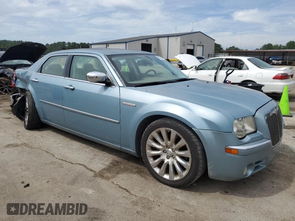 2009 Chrysler 300 with VIN 2C3LA63T69H582928, listed as a Copart auction lot 59738854 with 89,649 mi miles and Salvage Title. Bid and sale history available at carsss.com. Image 4.