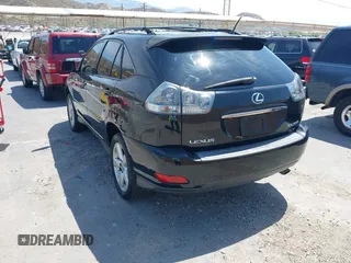 2007 Lexus RX 350 with VIN JTJHK31U772007569, listed as a IAAI auction lot 42497470 with 132,953 mi miles and . Bid and sale history available at DreamBid. Image 3.