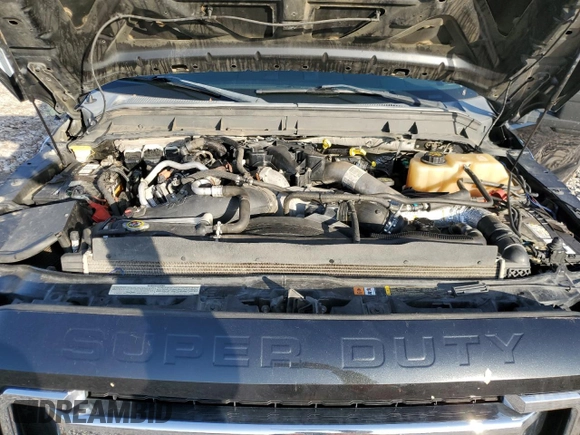 2015 Ford F-350 Lariat with VIN 1FT8W3DT3FEB28770, listed as a Copart auction lot 43983105 with 112,762 mi miles and Salvage title. Bid and sale history available at DreamBid. Image 12.