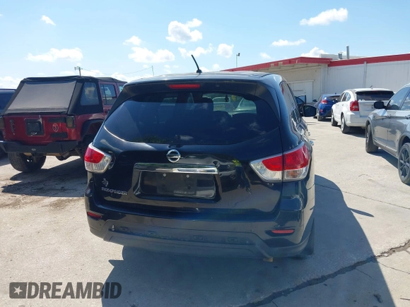 2015 Nissan Pathfinder SV with VIN 5N1AR2MN2FC642105, listed as a IAAI auction lot 42580343 with 228,957 mi miles and . Bid and sale history available at DreamBid. Image 16.