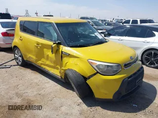 2015 Kia Soul + with VIN KNDJP3A54F7114675, listed as a IAAI auction lot 41884925 with 133,081 mi miles. Bid and sale history available at carsss.com. Image 1.