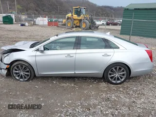 2013 Cadillac XTS Luxury with VIN 2G61P5S3XD9182910, listed as a IAAI auction lot 41940764 with 21,610 mi miles and . Bid and sale history available at DreamBid. Image 15.