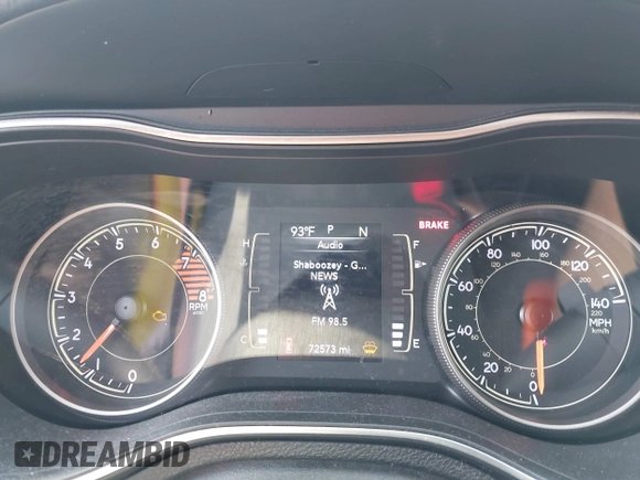 2019 Jeep Cherokee Latitude z VIN 1C4PJMCX9KD189948, wystawiony jako IAAI lot #42487738 z przebiegiem 72 573 mil mil oraz . Historia ofert i sprzedaży dostępna na DreamBid. Obrazek 7.