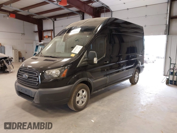 2017 Ford Transit with VIN 1FTYR2XM3HKB16161, listed as a IAAI auction lot 42033257 with 158,413 mi miles. Bid and sale history available at carsss.com. Image 2.