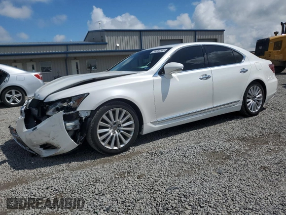 2014 Lexus LS 460 z VIN JTHCL5EF5E5022213, wystawiony jako Copart lot #55564585 z przebiegiem 176 053 mil mil oraz Szkoda całkowita • Salvage title. Historia ofert i sprzedaży dostępna na DreamBid. Obrazek 1.
