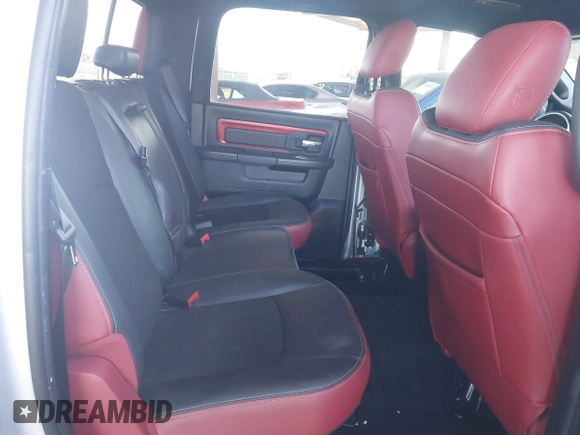 2017 Ram 1500 Rebel z VIN 1C6RR7YT9HS595619, wystawiony jako IAAI lot #41892988 z przebiegiem 115 388 mil mil oraz . Historia ofert i sprzedaży dostępna na DreamBid. Obrazek 8.