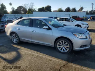 2013 Chevrolet Malibu LTZ with VIN 1G11H5SA7DF303109, listed as a Copart auction lot 42420305 with 204,200 mi miles and Salvage Title. Bid and sale history available at carsss.com. Image 4.
