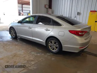 2017 Hyundai Sonata SE with VIN 5NPE24AFXHH585226, listed as a IAAI auction lot 42144165 with 191,037 mi miles and . Bid and sale history available at DreamBid. Image 3.