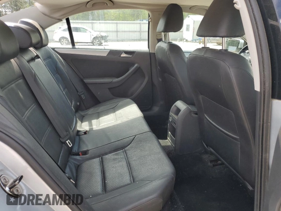 2013 Volkswagen Jetta SE with VIN 3VWDP7AJ7DM355504, listed as a Copart auction lot 54124995 with 79,474 mi miles and Salvage title. Bid and sale history available at DreamBid. Image 10.