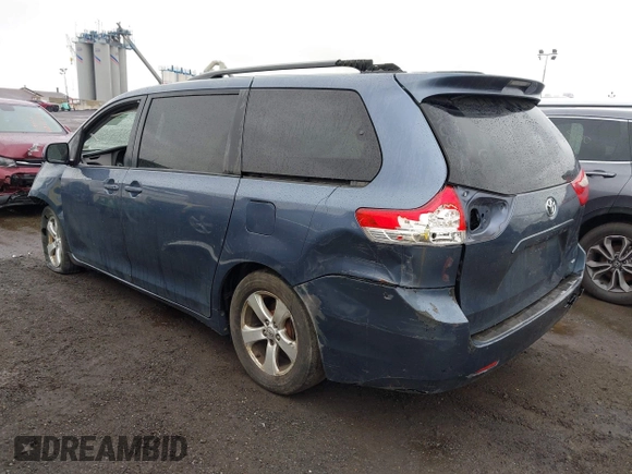 2015 Toyota Sienna LE AAS with VIN 5TDKK3DC6FS624643, listed as a IAAI auction lot 41919475 with Not Provided miles and . Bid and sale history available at DreamBid. Image 3.