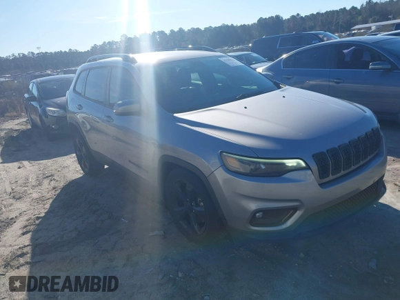 2019 Jeep Cherokee Latitude Plus z VIN 1C4PJLLB0KD448373, wystawiony jako IAAI lot #41589622 z przebiegiem 75 835 mil mil oraz . Historia ofert i sprzedaży dostępna na DreamBid. Obrazek 1.