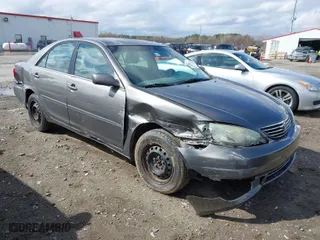 2006 Toyota Camry STD with VIN 4T1BE32K96U743120, listed as a IAAI auction lot 41865599 with 277,608 mi miles. Bid and sale history available at carsss.com. Image 1.