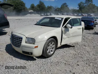 2007 Chrysler 300 Signature with VIN 2C3KA53G87H702573, listed as a Copart auction lot 70526494 with 170,843 mi miles and Salvage Title. Bid and sale history available at carsss.com. Image 1.
