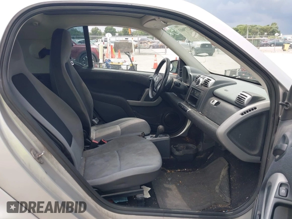 2009 Smart fortwo Pure with VIN WMEEJ31X69K317204, listed as a IAAI auction lot 42779603 with 159,179 mi miles and . Bid and sale history available at DreamBid. Image 5.